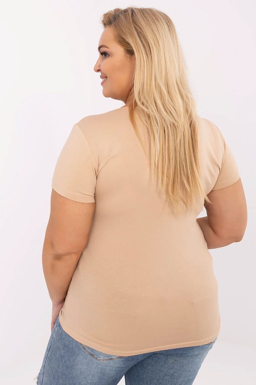 Plus size T-shirt model 211761 Relevance